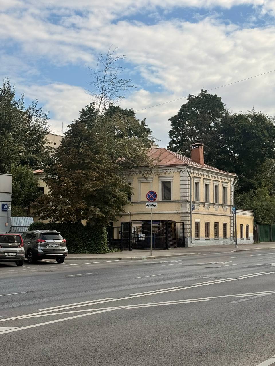 Люсиновская ул., 29с7